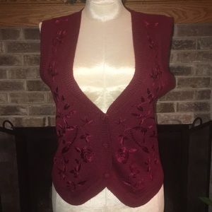 Koret embroidered sweater vest